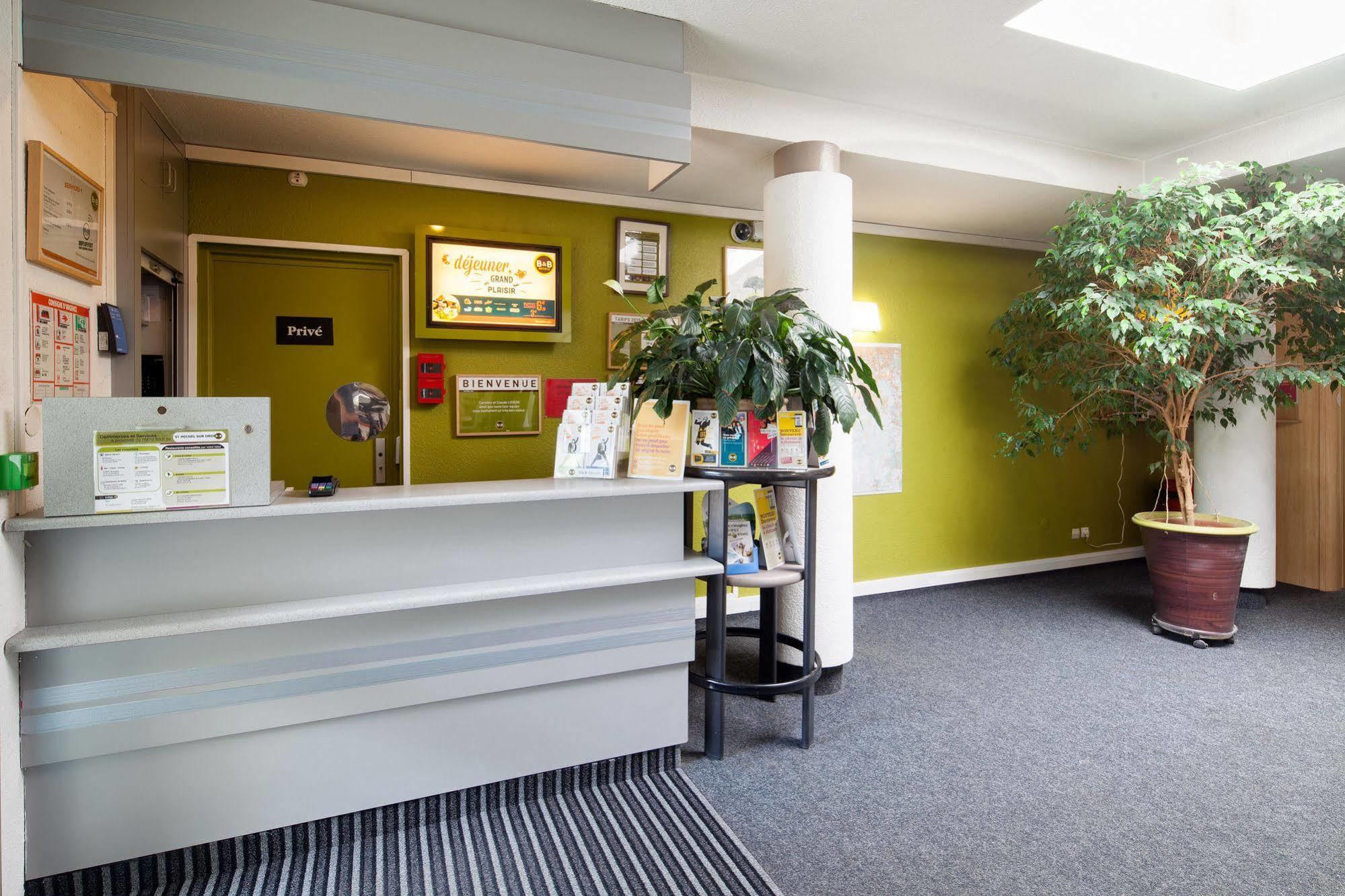 B&B Hotel Saint-Michel Sur Orge Esterno foto