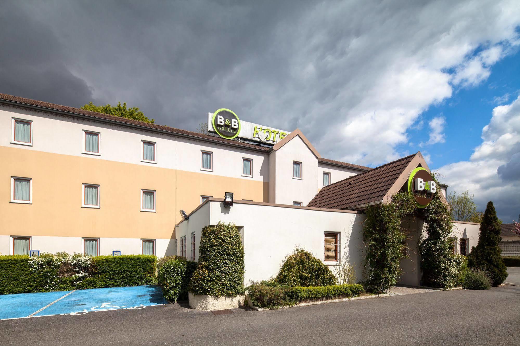 B&B Hotel Saint-Michel Sur Orge Esterno foto