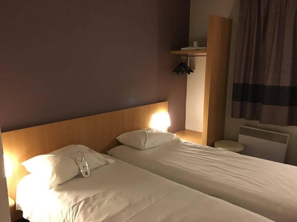 B&B Hotel Saint-Michel Sur Orge Esterno foto